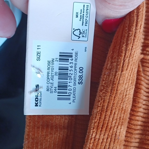 SO Size 11 Skirt Copper Corduroy Pleated A Line Mini Skirt Stretch NWT, 16" lg - Picture 3 of 5